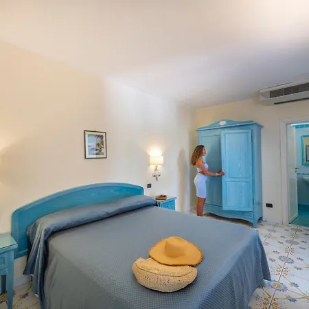 La Pergola Hotel 3*