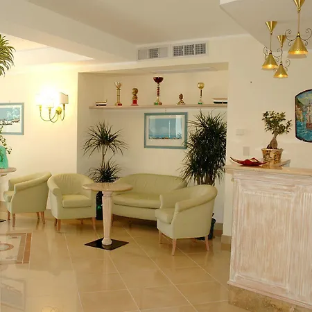 La Pergola Hotel 3*
