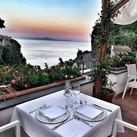 La Pergola 3* Амальфі