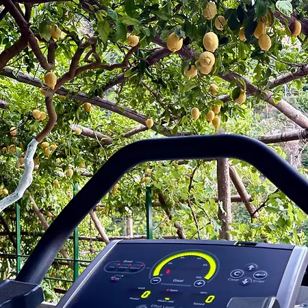 La Pergola Готель