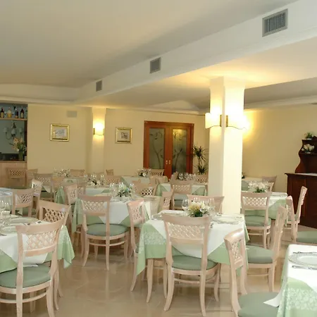 La Pergola Hotel 3*